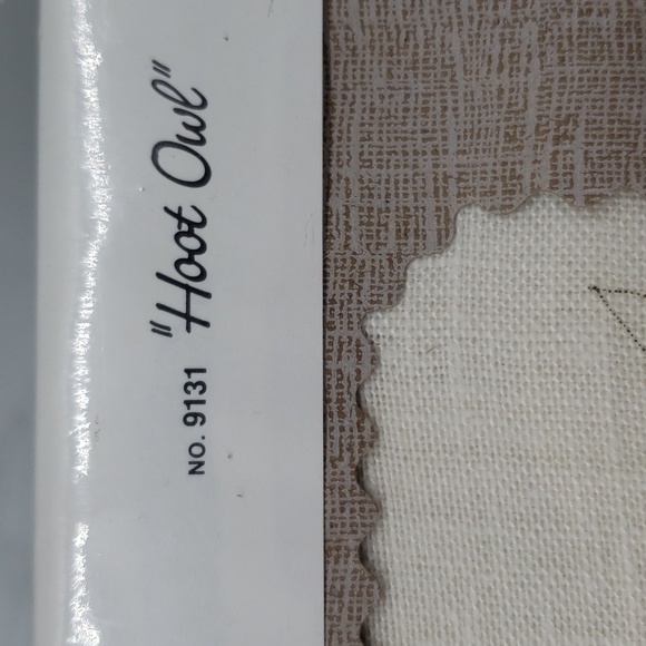 Vintage Wonder Art Creative Needcrafts Stitcher Hoot Owl 16" Pillow Kit - Picture 9 of 10